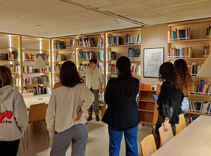 Biblioteca Nexus FPCEE formació