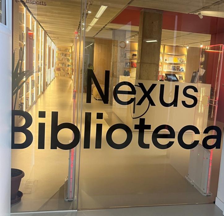 Entrada biblioteca